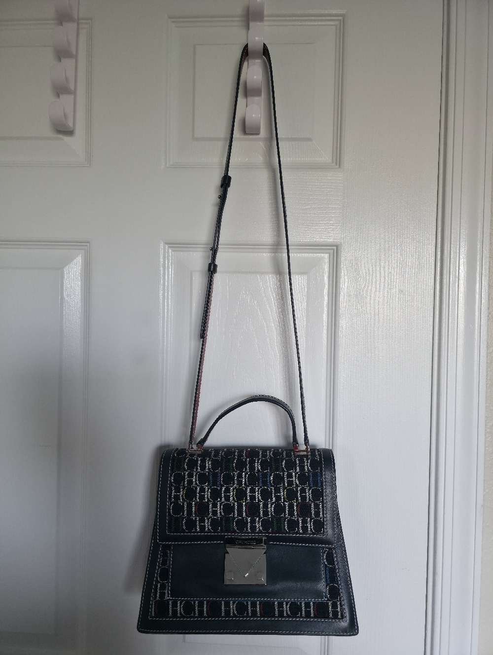 Carolina Herrera Bag - Picture 10 of 11